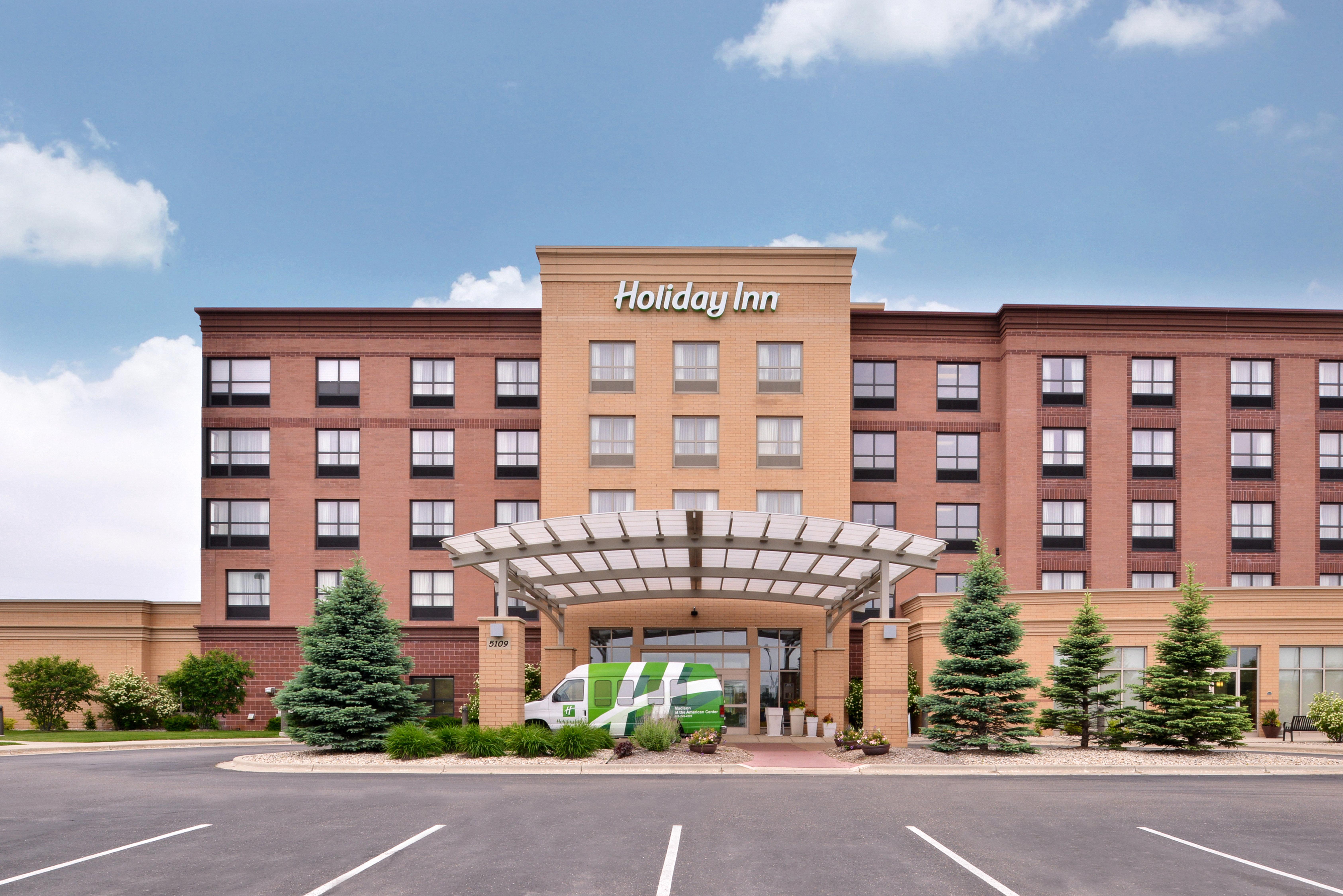 Holiday Inn Madison At The American Center By Ihg Экстерьер фото