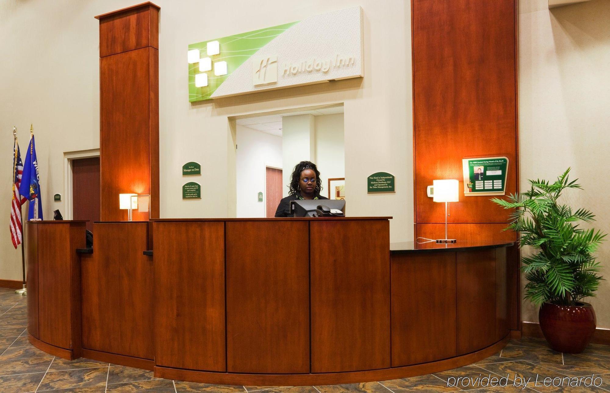 Holiday Inn Madison At The American Center By Ihg Интерьер фото